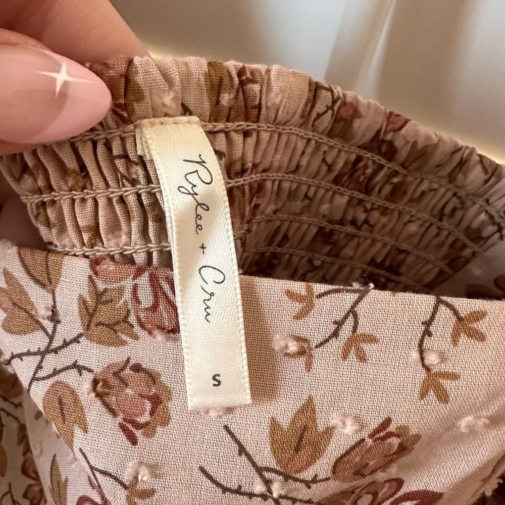 Rylee & Crew Mom and Baby Matching Dress and Onesie set - Picture 3 of 5